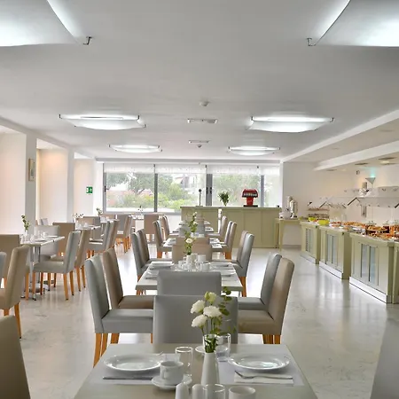 Hotell Airotel Achaia Patras