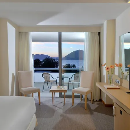 Hotell Airotel Achaia