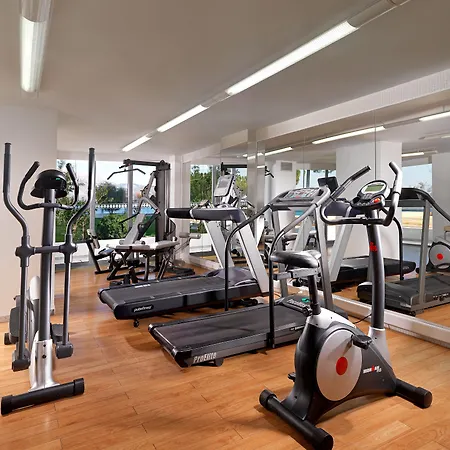 إيروتيل أكايا بيتش