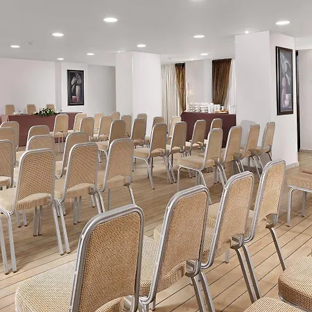 Hotell Airotel Achaia