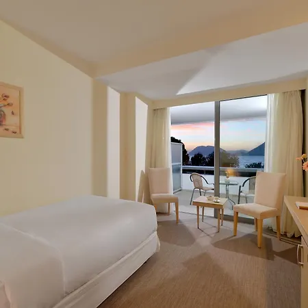 Airotel Achaia 4*