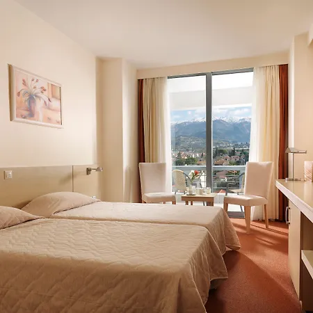 Отель Airotel Achaia 4*