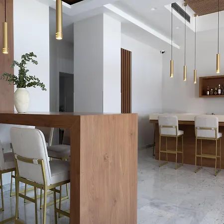 Отель Airotel Achaia Патра