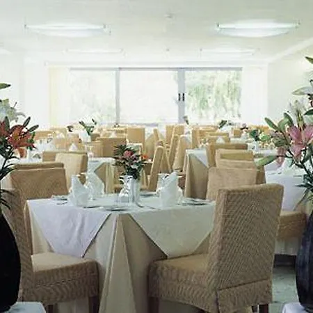 Hotel Airotel Achaia 4*