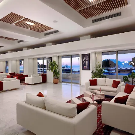 Hotel Airotel Achaia 4*