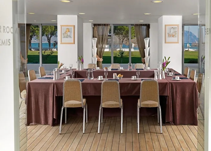 Hotell Airotel Achaia